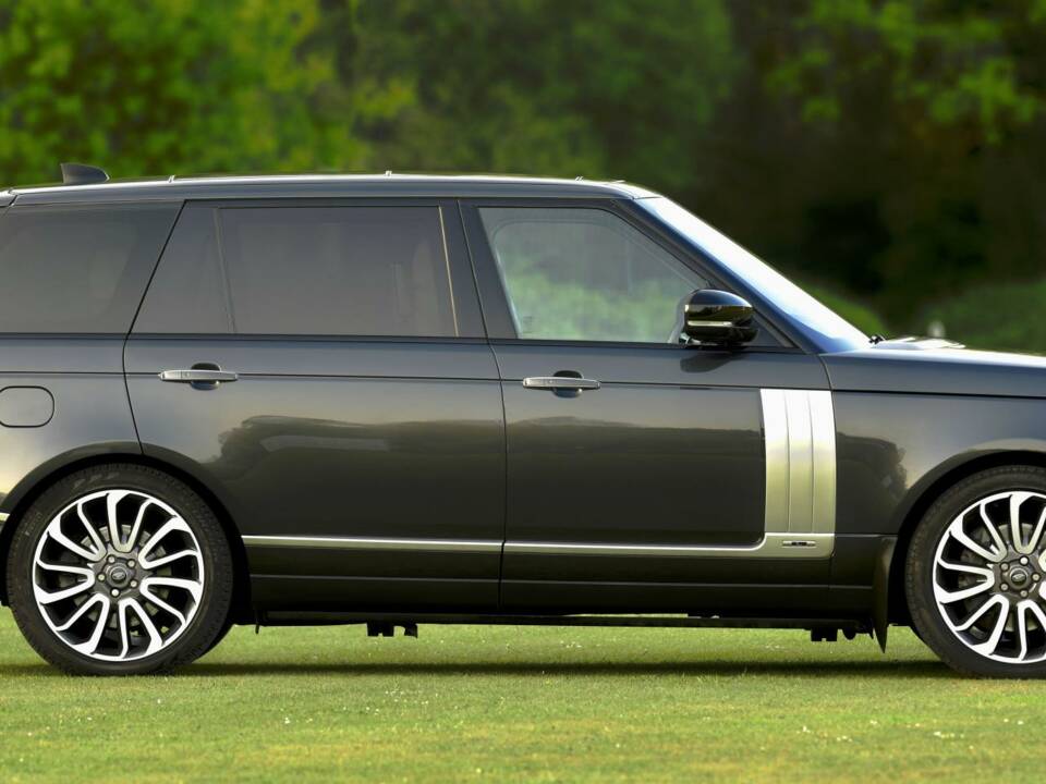 Bild 9/50 von Land Rover Range Rover Autobiography SDV8 (2017)
