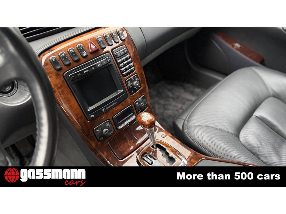 Imagen 14/15 de Mercedes-Benz CL 600 (2002)