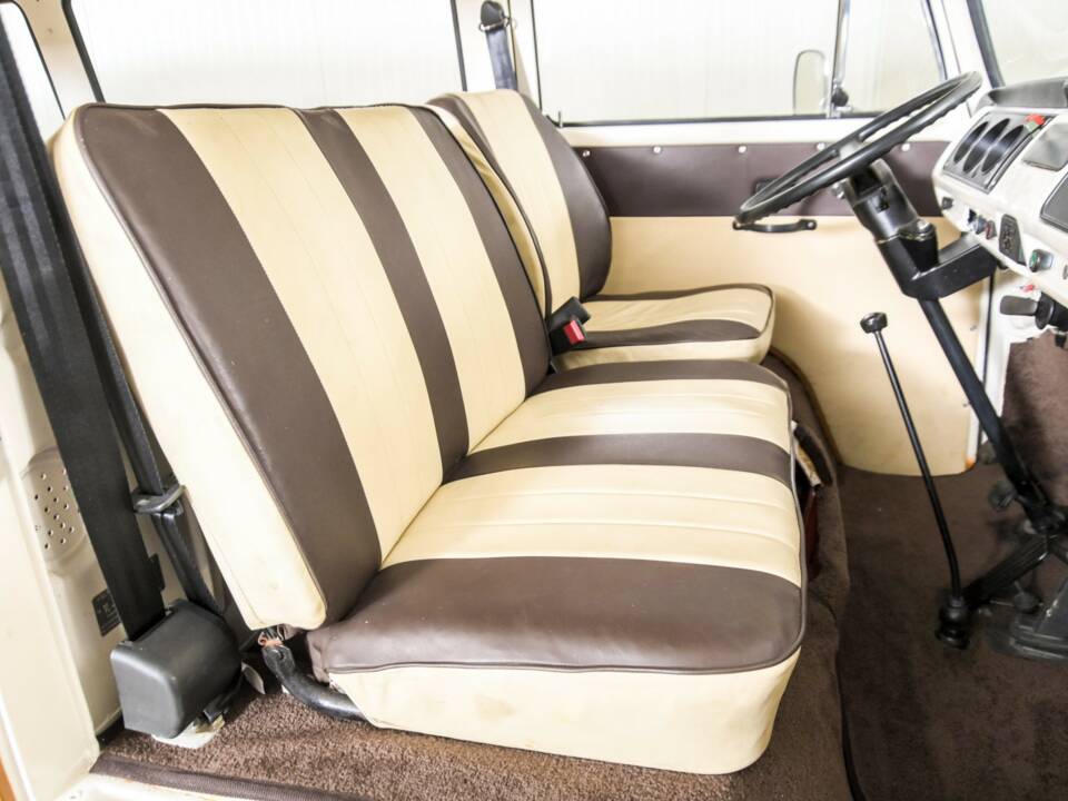 Bild 21/50 von Volkswagen T2b Pickup Double Cabin (1977)
