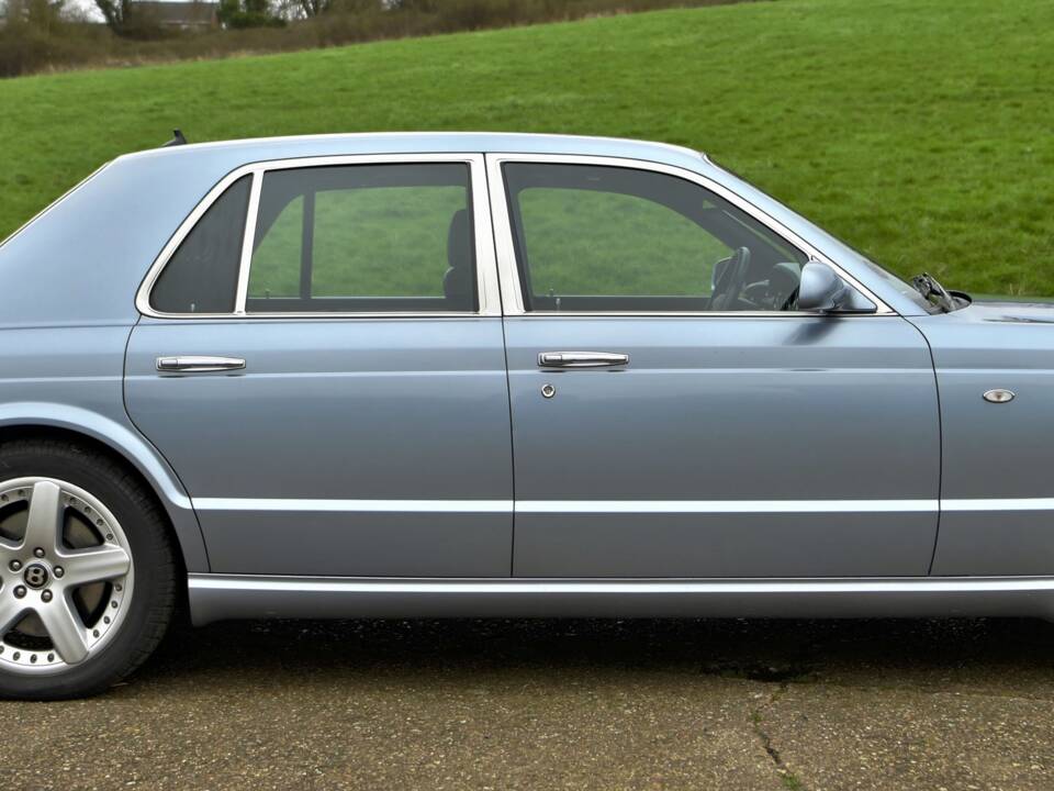 Imagen 7/30 de Bentley Arnage T 24 Mulliner (2003)