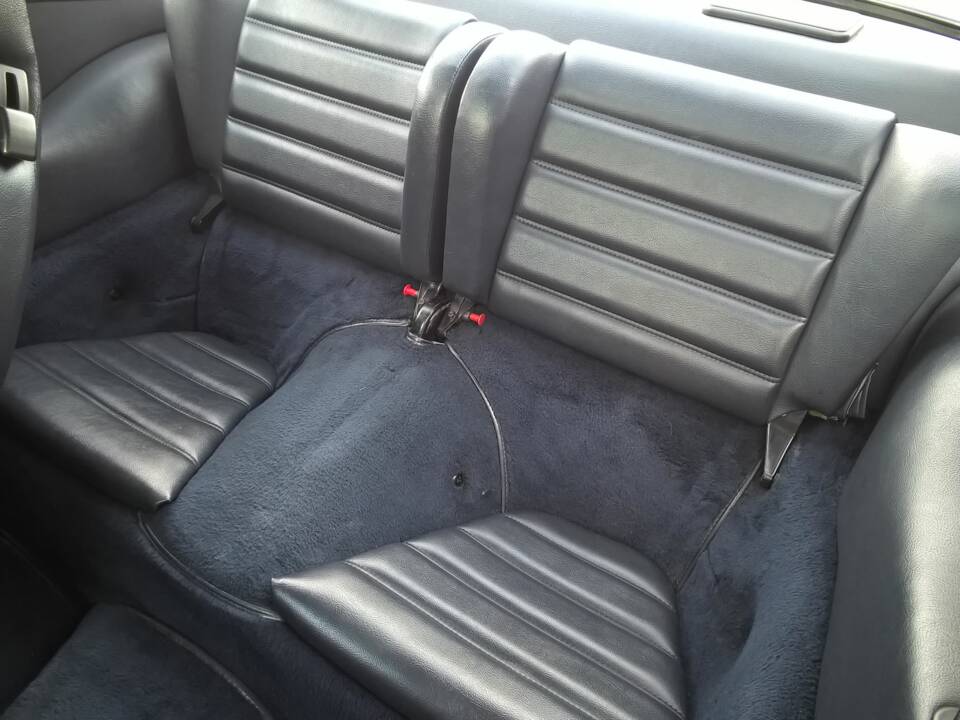 Imagen 11/24 de Porsche 911 Carrera 3.2 (1988)