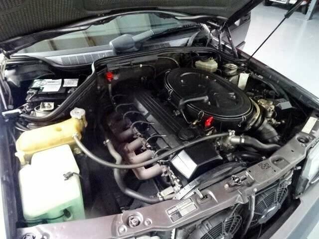 Image 16/21 of Mercedes-Benz 190 E 2.6 (1992)