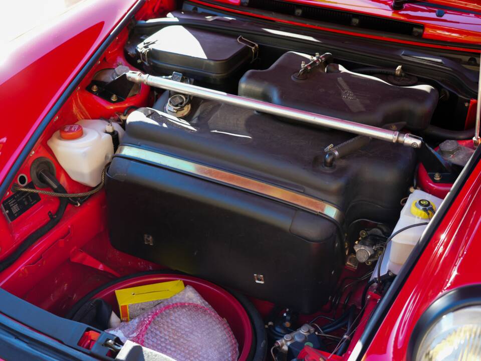 Bild 32/51 von Porsche 911 Carrera RS N/GT (1992)