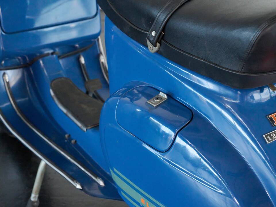Obraz 16/30 pojazdu Piaggio Vespa 125 Primavera ET3 (1977)