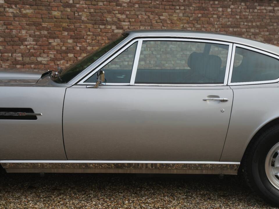 Bild 18/50 von Aston Martin V8 (1974)