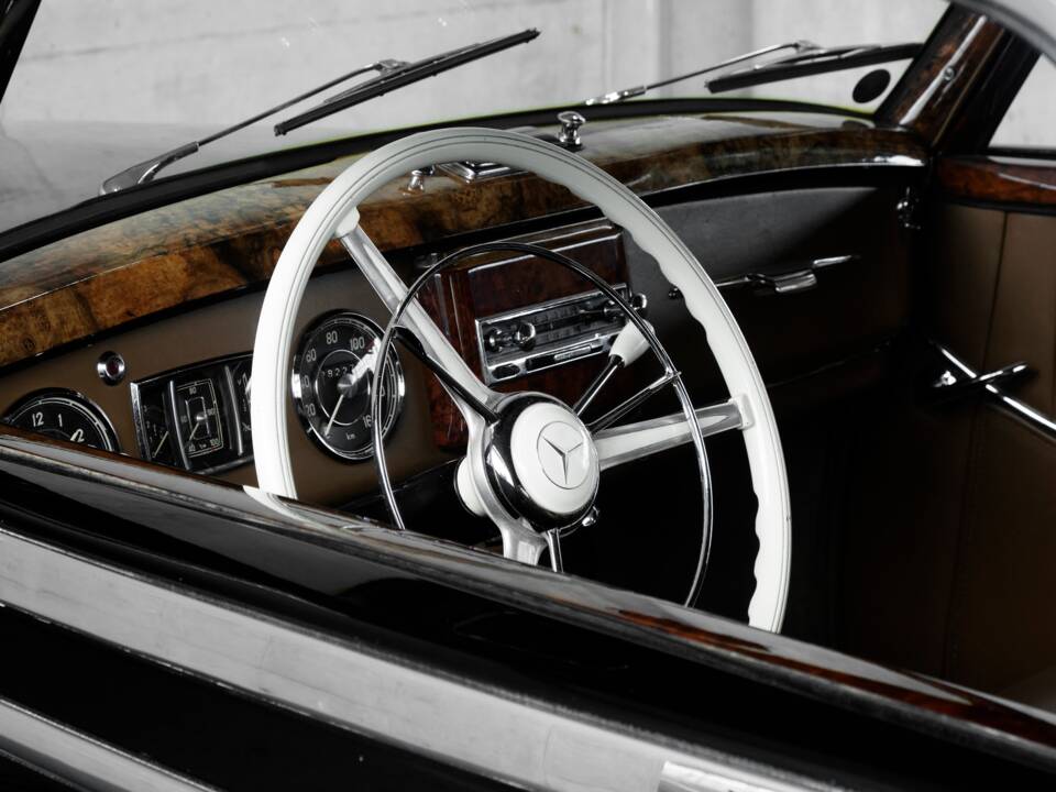 Image 31/50 of Mercedes-Benz 220 Coupe (1954)