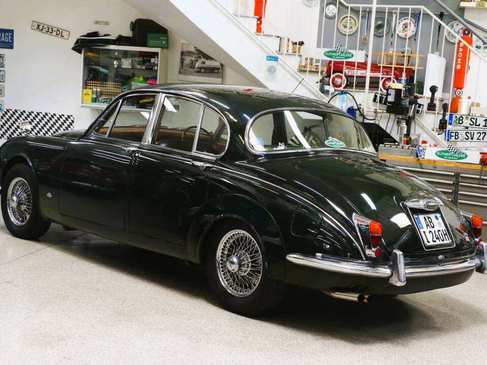 Immagine 5/36 di Jaguar 240 (1968)