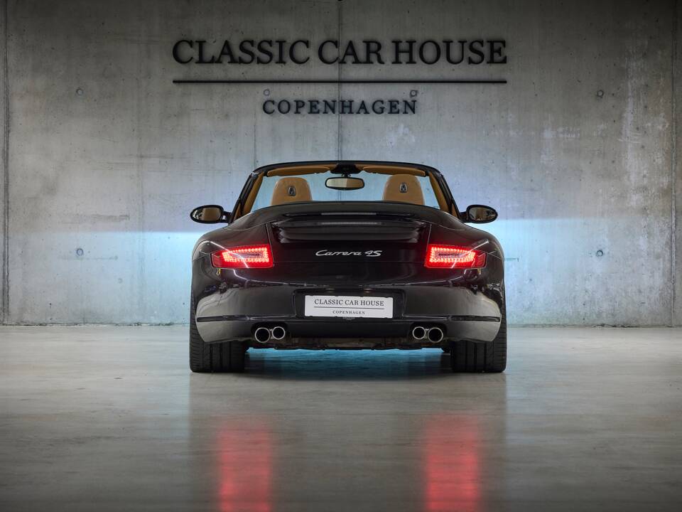Bild 7/78 von Porsche 911 Carrera 4S (2006)