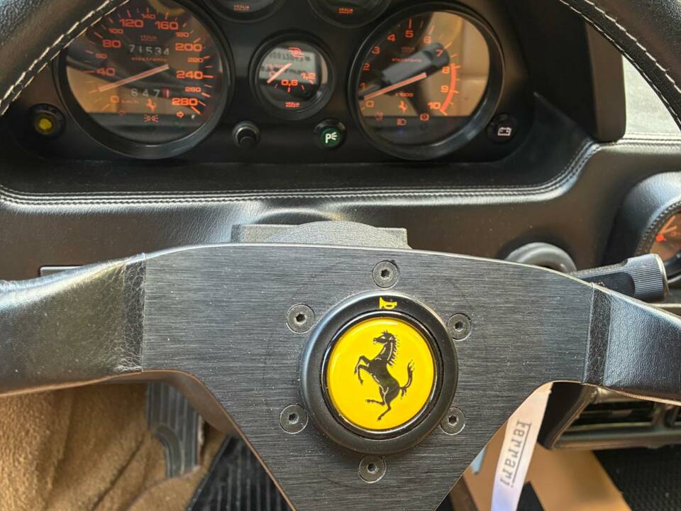 Image 33/51 of Ferrari 208 GTS Turbo (1987)