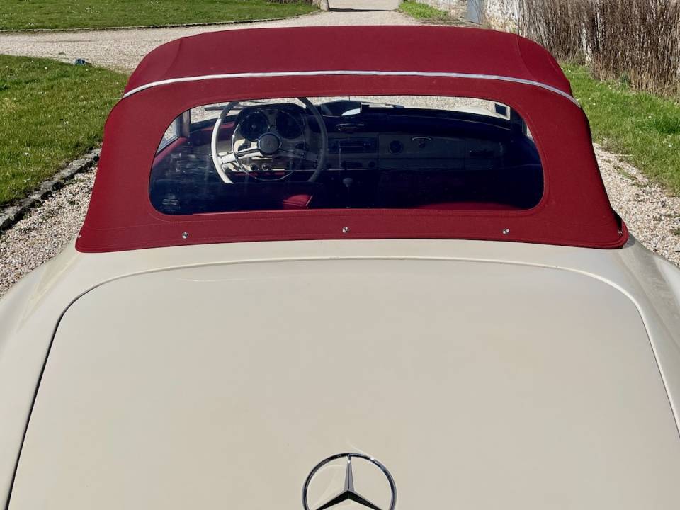 Imagen 23/58 de Mercedes-Benz 190 SL (1962)