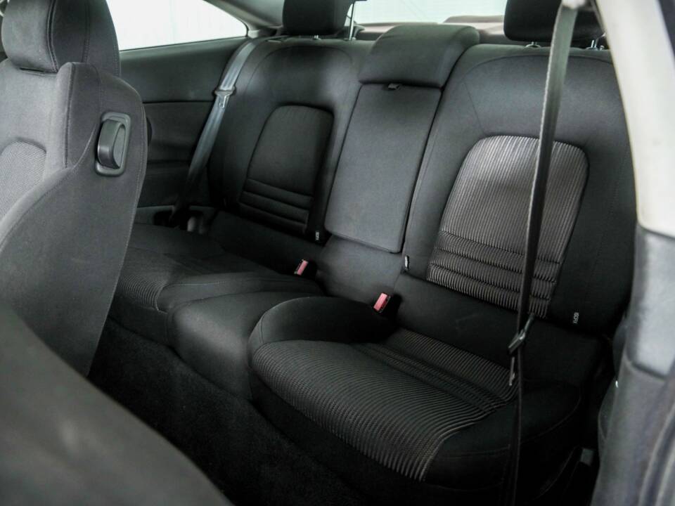Bild 37/45 von Peugeot 407 3.0i V6 (2006)