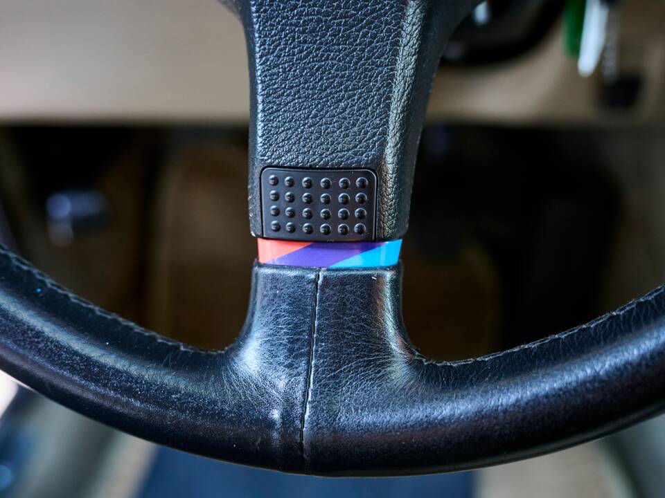 Bild 15/40 von BMW M 635 CSi (1984)