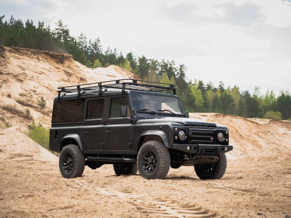 Image 14/41 of Land Rover Defender 110 (1992)