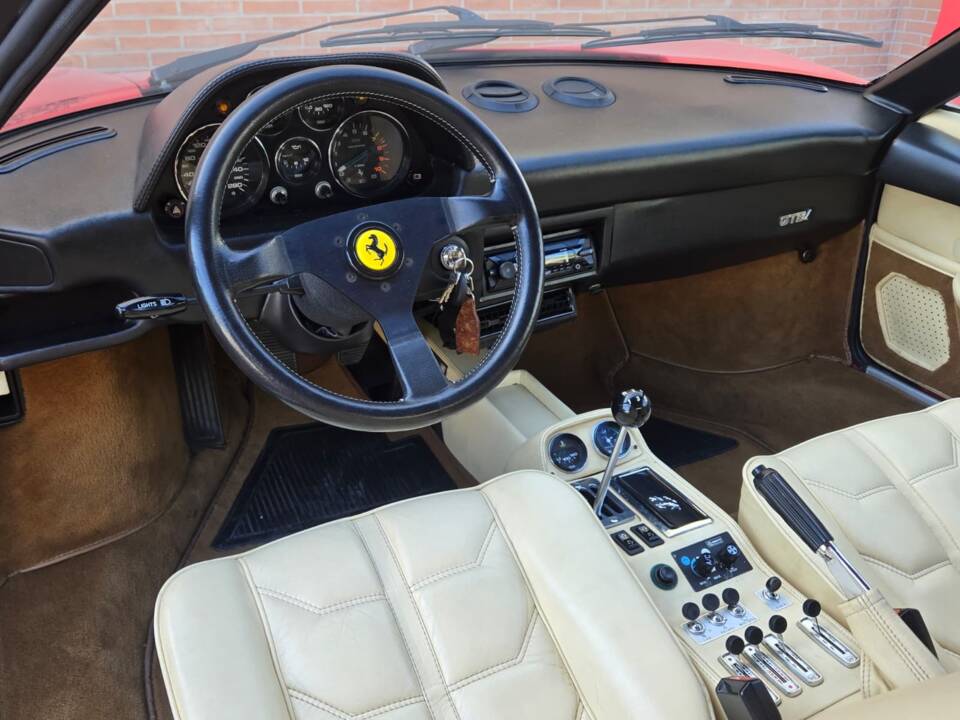 Image 57/95 of Ferrari 308 GTBi Quattrovalvole (1984)