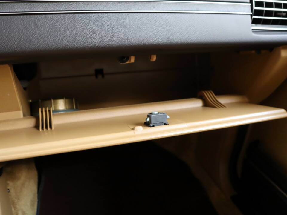 Imagen 29/50 de Audi 80 GL (1979)