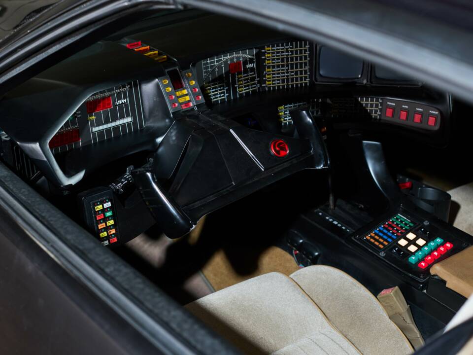 Obraz 63/63 pojazdu Pontiac Firebird TransAm (1984)