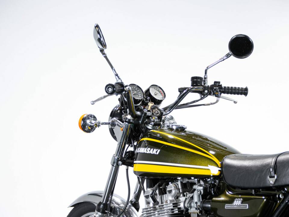 Image 13/50 of Kawasaki 900 Z1 (1974)