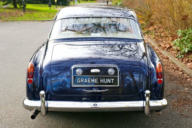 Image 11/50 of Bentley S 3 Continental (1962)