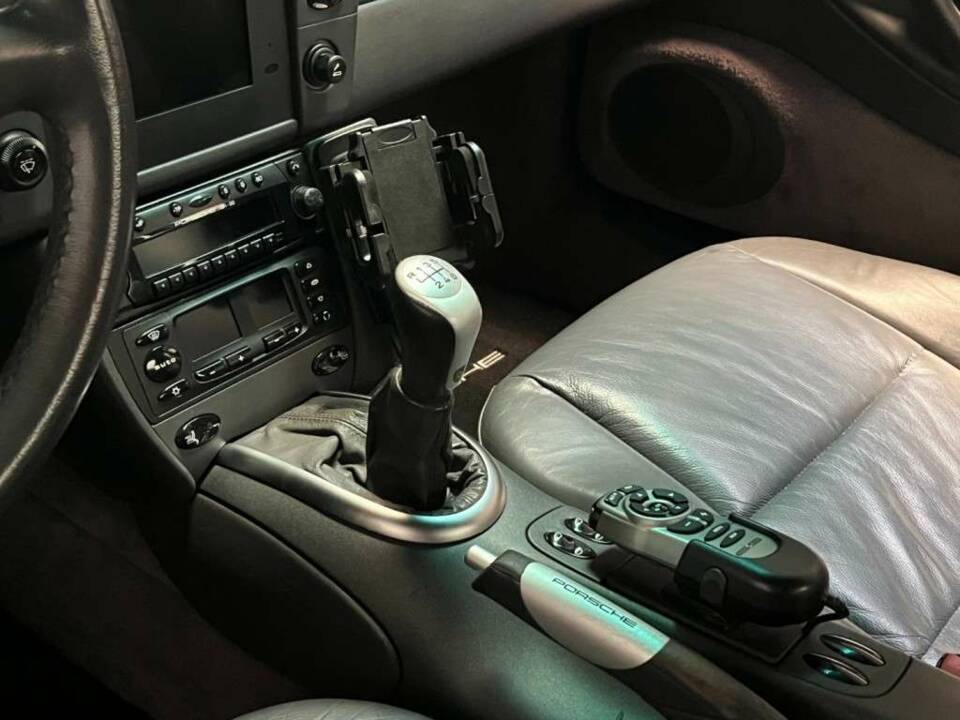 Bild 13/50 von Porsche 911 Carrera (1999)