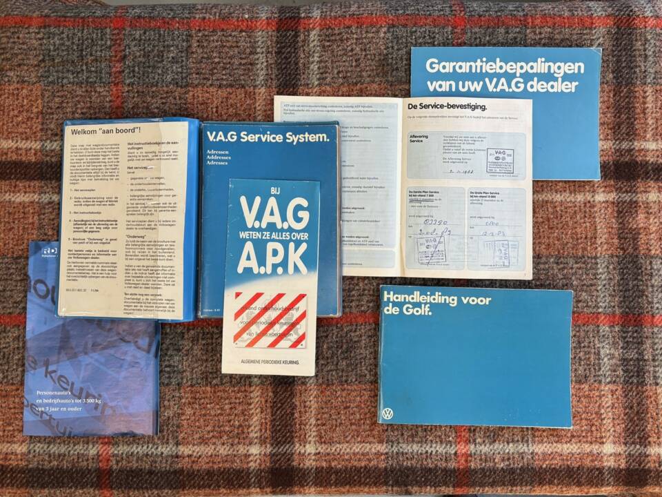 Image 13/26 of Volkswagen Golf Mk I 1.5 (1983)