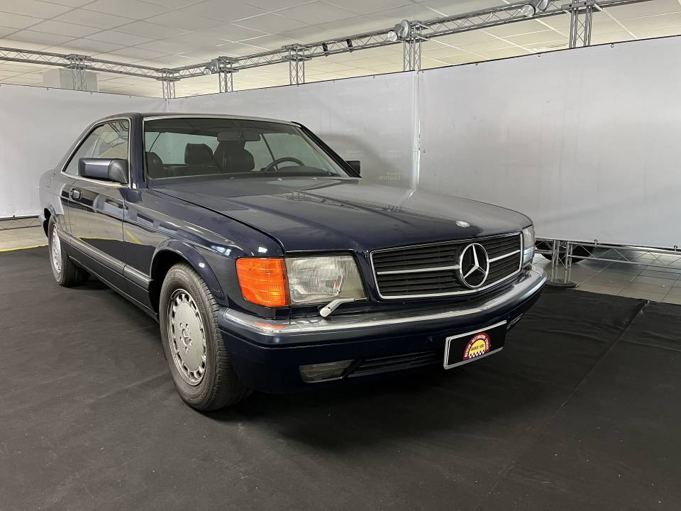 Image 2/8 of Mercedes-Benz 560 SEC (1990)