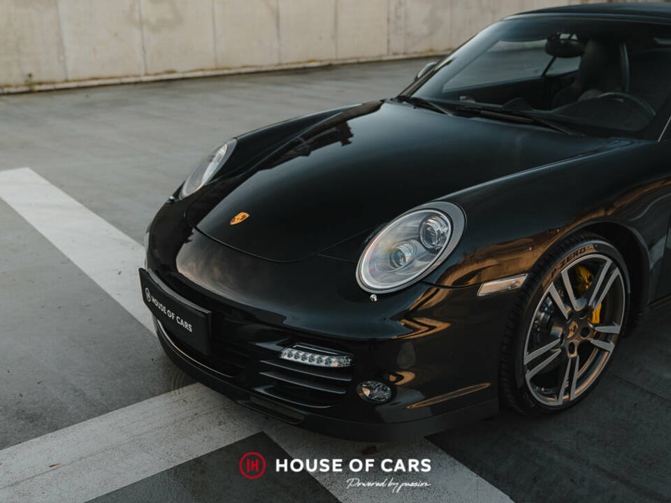 Immagine 11/50 di Porsche 911 Turbo S (2011)