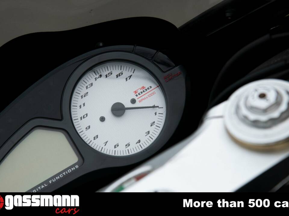 Bild 5/15 von MV Agusta DUMMY (2006)