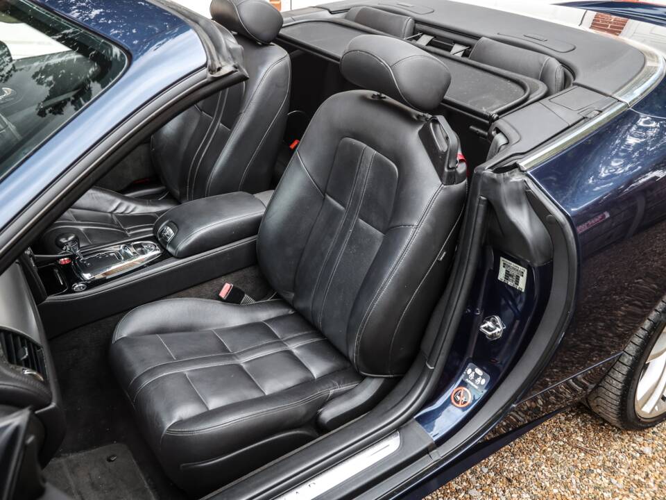 Image 12/32 de Jaguar XK 4.2 (2008)