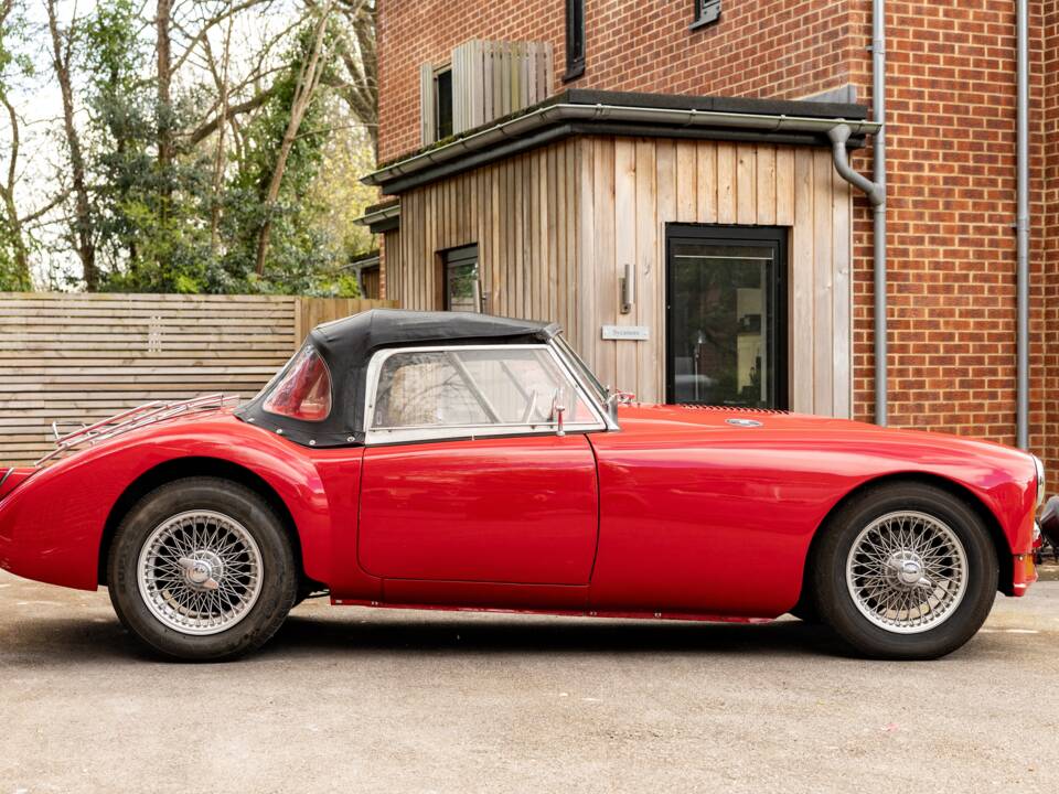 Bild 8/50 von MG MGA 1500 (1956)