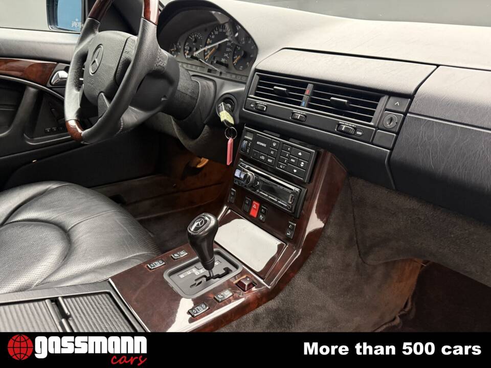 Immagine 14/15 di Mercedes-Benz SL 320 (1996)