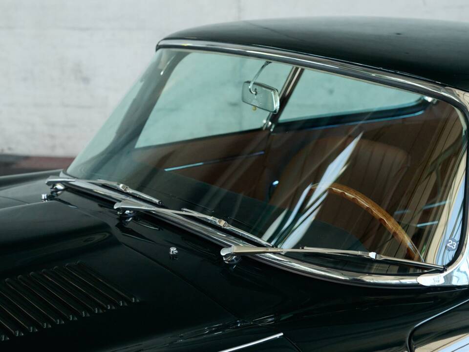 Image 9/50 de Jaguar E-Type (1970)