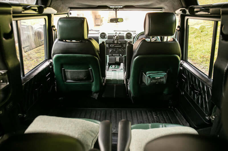 Image 35/50 de Land Rover Defender 110 Works V8 (2011)