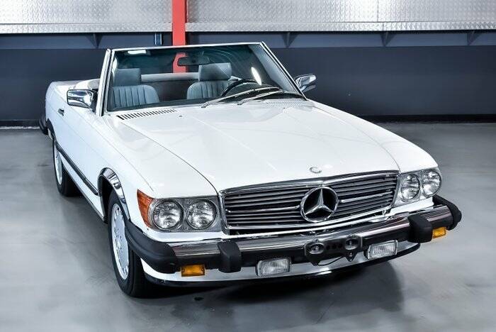 Afbeelding 4/7 van Mercedes-Benz 560 SL (1989)