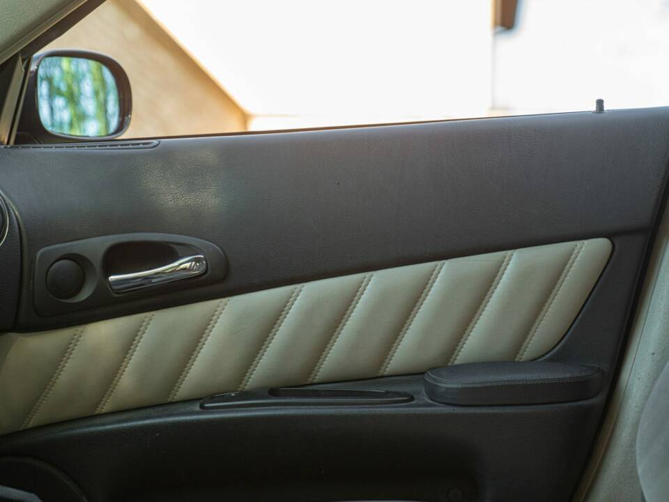 Image 25/47 of Alfa Romeo 166 2.5i V6 24V (2000)