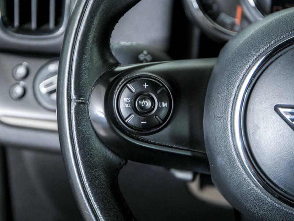 Bild 23/50 von Mini One Countryman (2020)