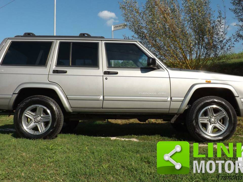 Afbeelding 3/10 van Jeep Cherokee 2.5 TD (2000)