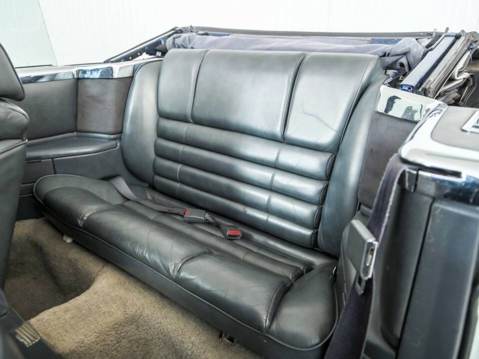 Bild 35/50 von Chrysler Le Baron 2.5 Turbo (1988)