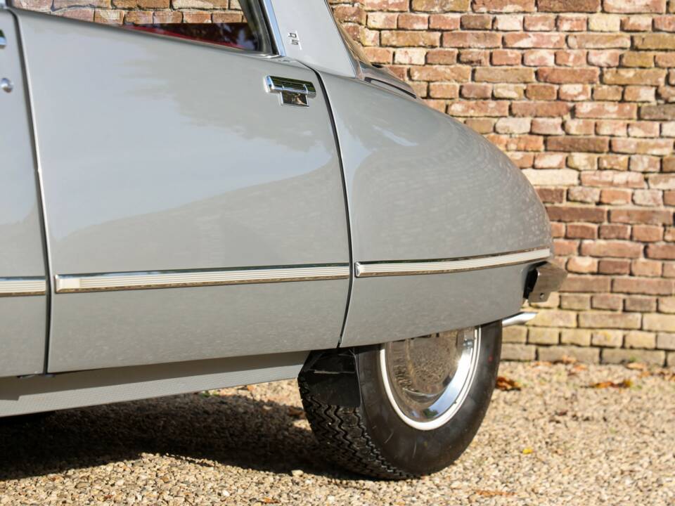 Bild 35/50 von Citroën DS 20 (1974)