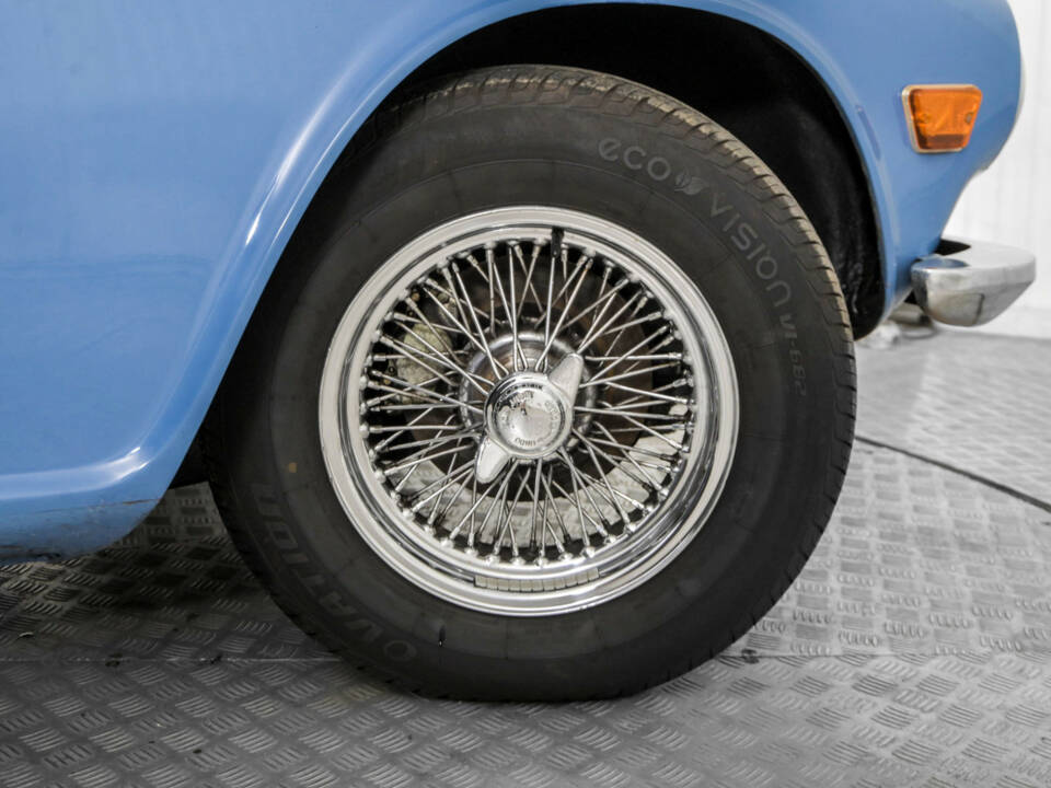 Immagine 45/50 di Triumph TR 6 (1973)