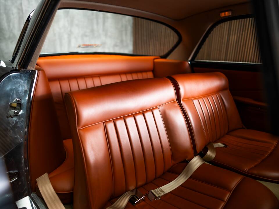 Image 33/92 of Maserati 3500 GT Touring (1957)