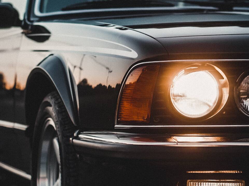 Image 14/14 de BMW M 635 CSi (1984)