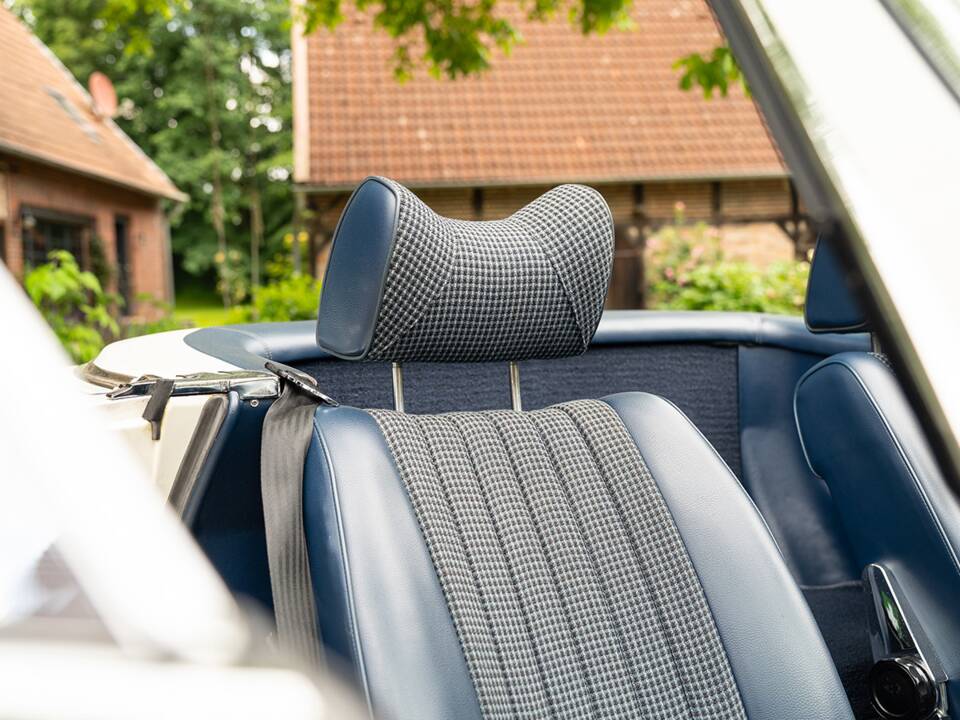 Bild 25/47 von Mercedes-Benz 280 SL (1977)