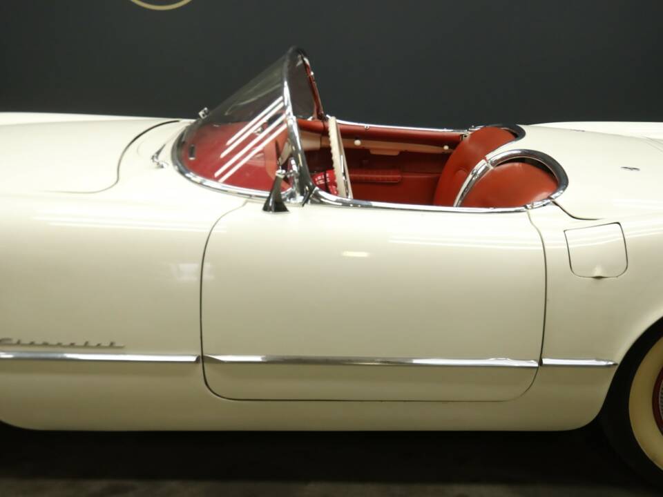 Image 41/50 of Chevrolet Corvette (1954)