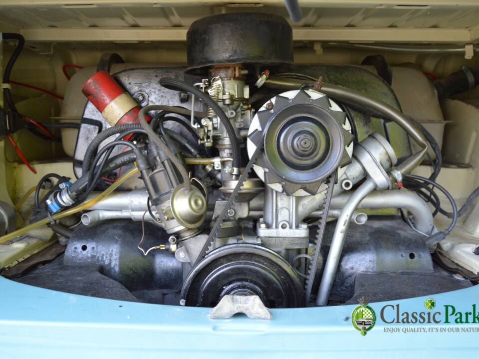 Bild 48/50 von Volkswagen T2b Camper (1976)