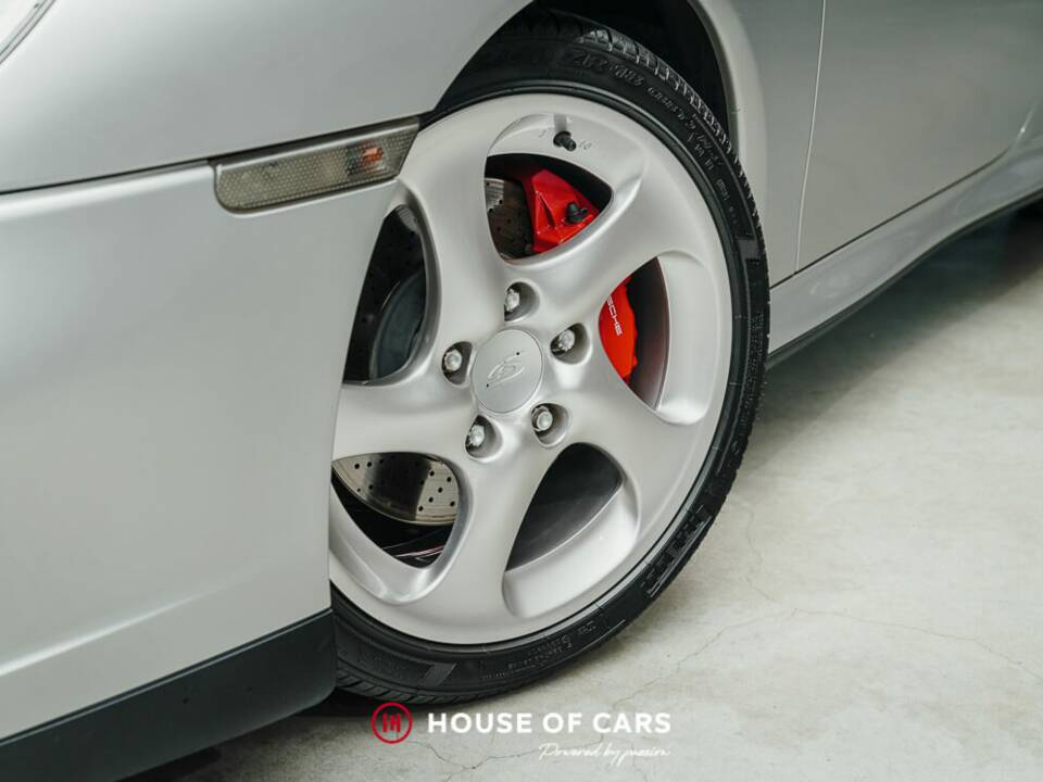 Bild 11/23 von Porsche 911 Carrera 4S (2005)