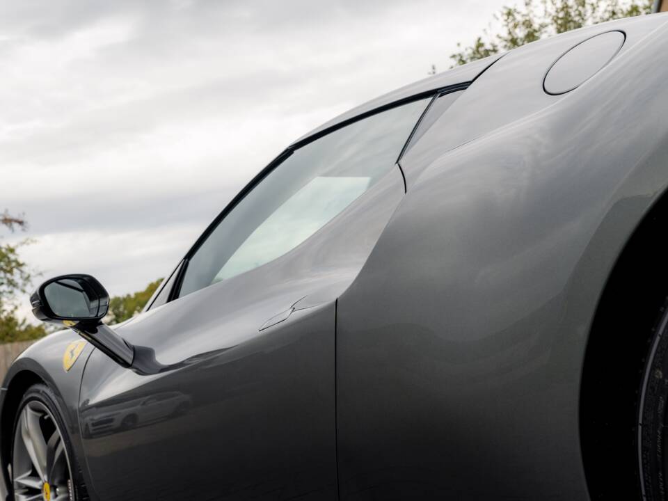 Imagen 26/79 de Ferrari 296 GTB (2022)