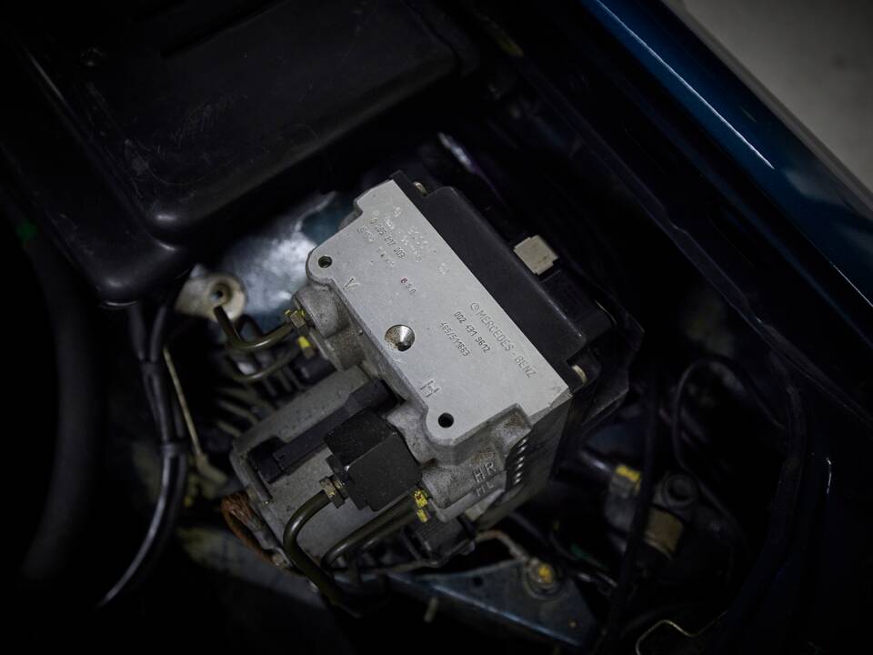 Image 95/100 de Mercedes-Benz SL 280 (1995)