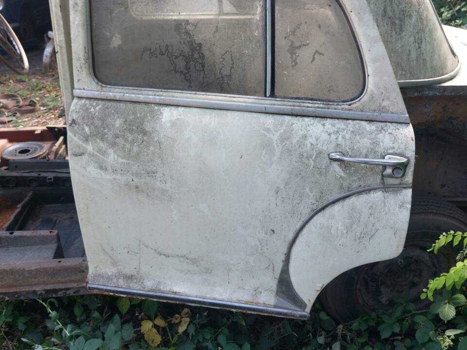 Image 19/31 of Mercedes-Benz 220 S (1958)
