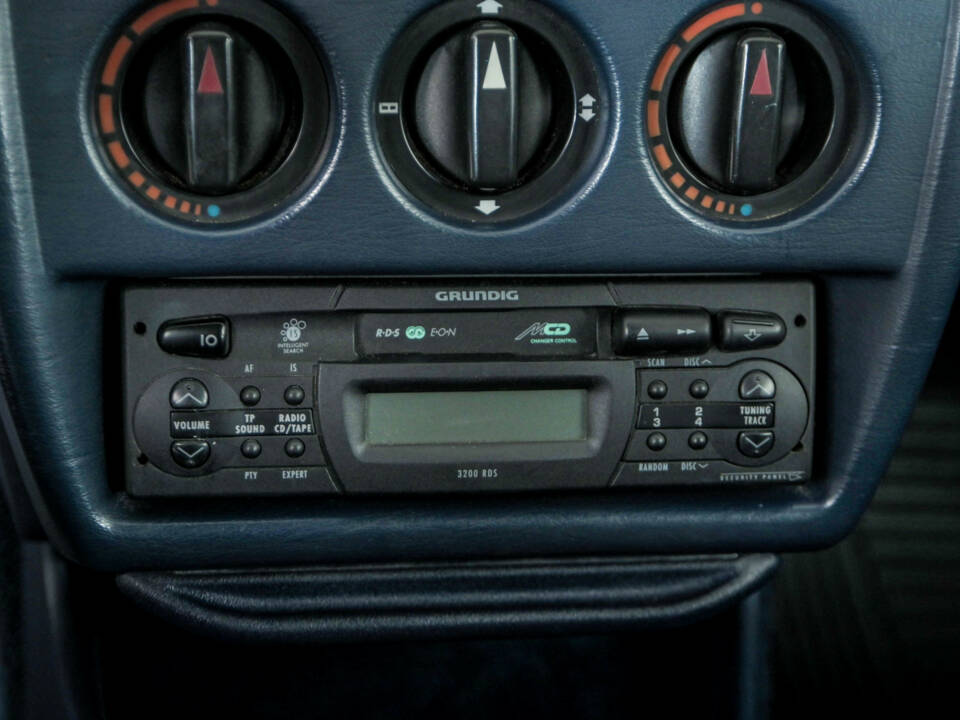 Immagine 27/50 di Mercedes-Benz 190 D (1985)