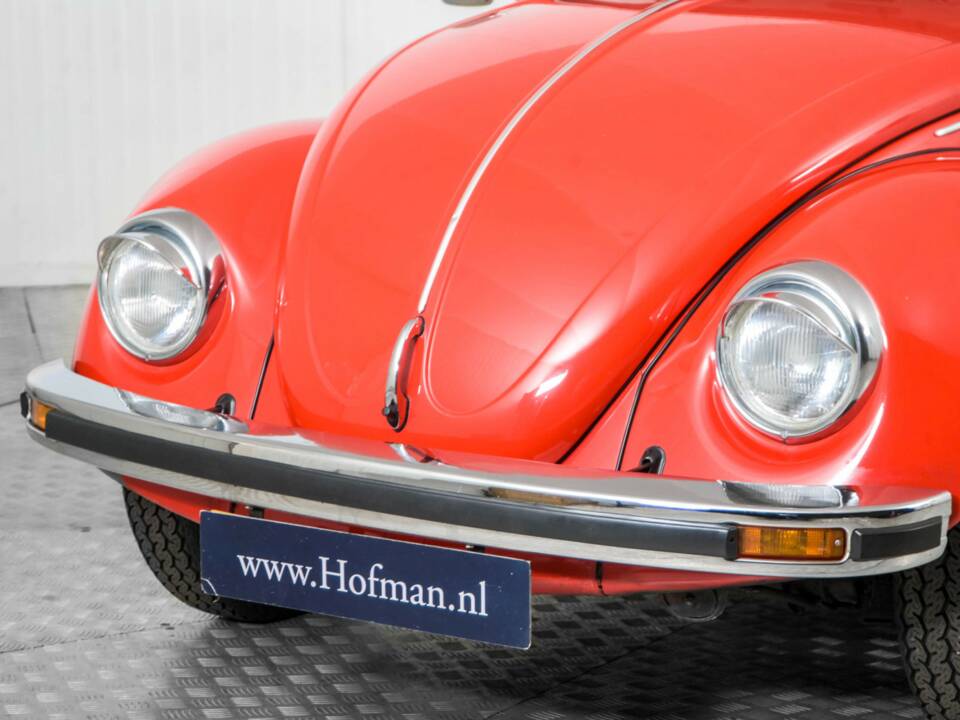 Image 18/50 of Volkswagen Beetle 1200 "Jeans Bug" (1983)